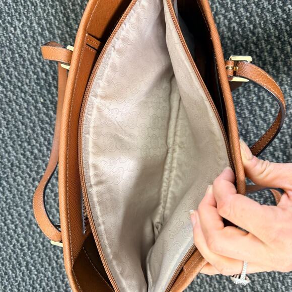 Michael Kors Jet Set Tote Womens Handbag Purse Brown Saffiano Gold Accents - Picture 12 of 15